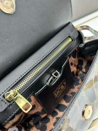 Picture of Dolce Gabbana Handbags _SKUfw161083497fw